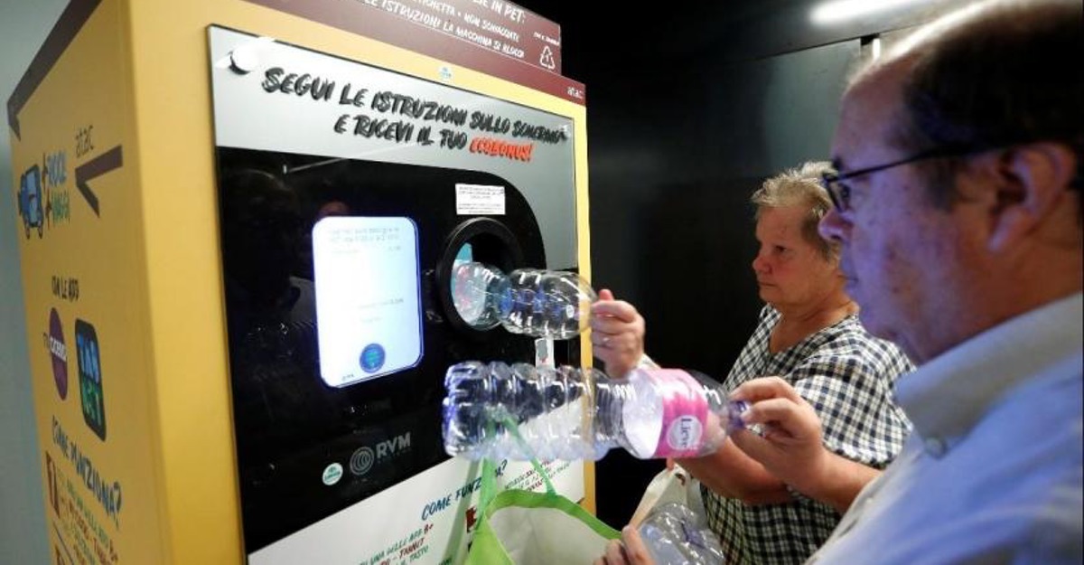 En Roma ya es posible pagar con botellas de plástico para viajar en metro