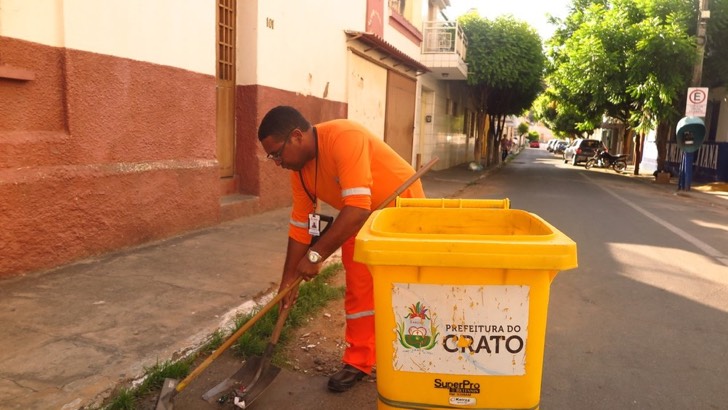 Encontró en la basura el camino para culminar sus estudios3